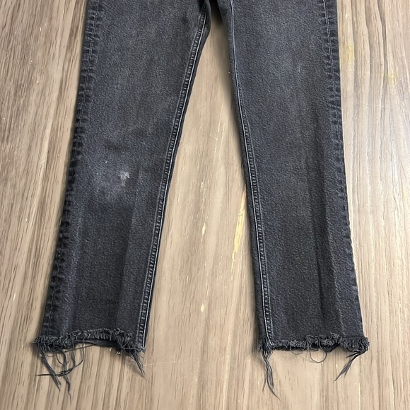 AGOLDE RILEY STRAIGHT LEG CROPPED HIGH RISE RAW HEM BLACK JEANS 26 - Picture 4 of 16